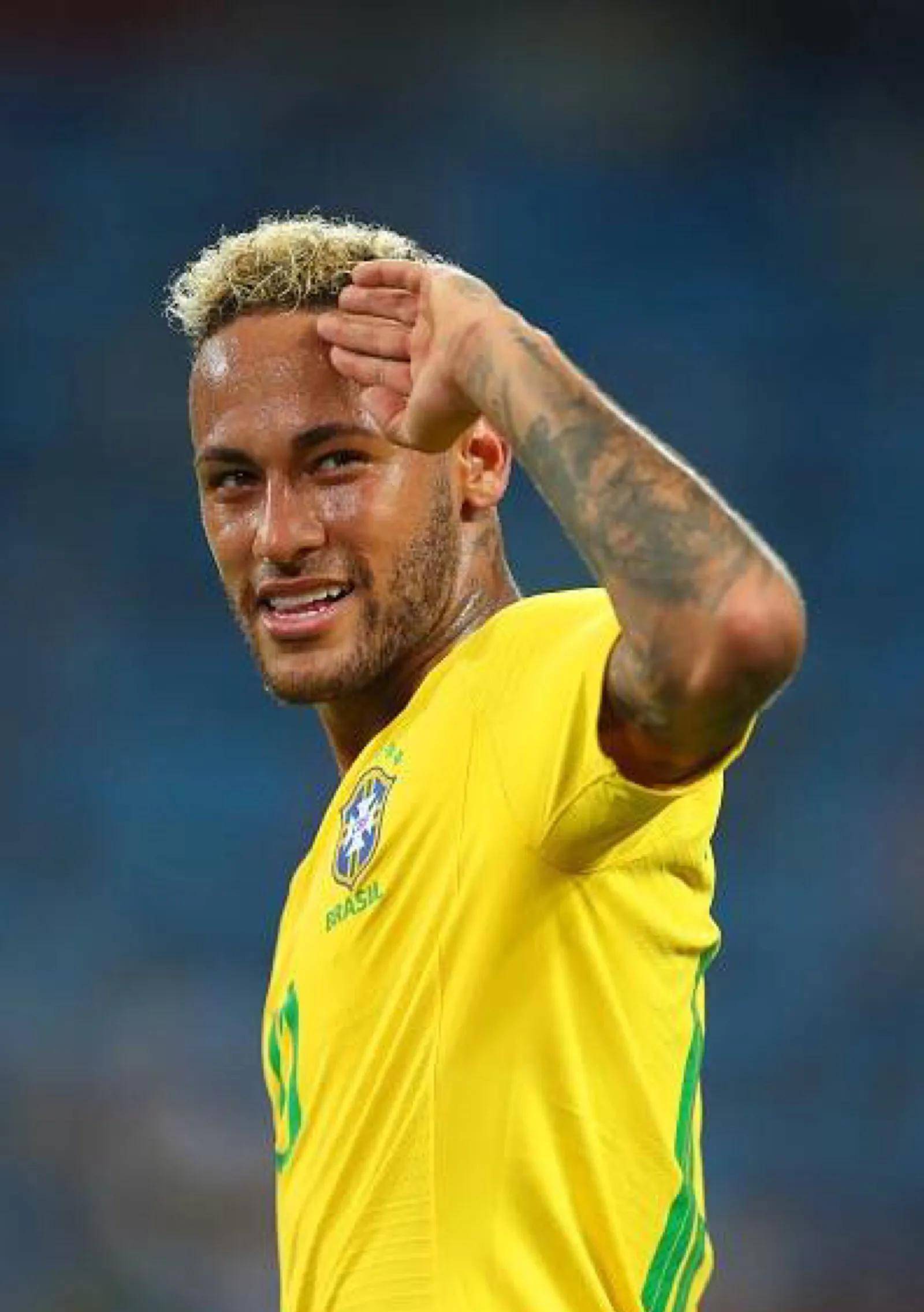 合运动员需 合运动员需