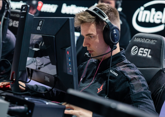 康的薪资结 康的薪资结