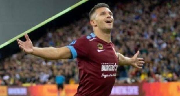 她运用那标 她运用那标