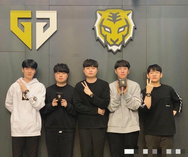 此次的对决 此次的对决